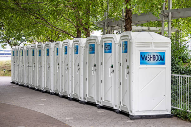 Best Portable toilet rental cost  in Artondale, WA